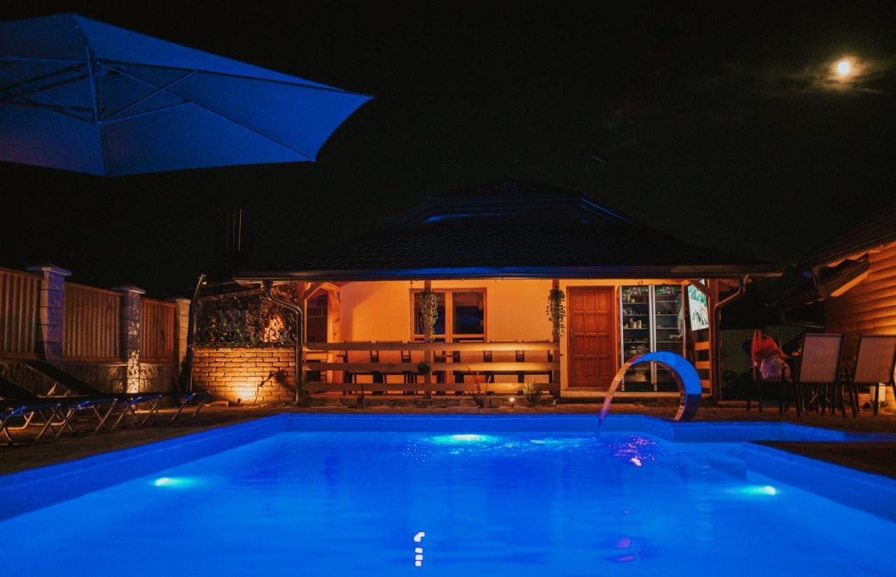 Cartagena Villa & Spa บริชโก ภายนอก รูปภาพ