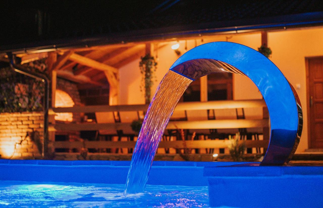 Cartagena Villa & Spa บริชโก ภายนอก รูปภาพ